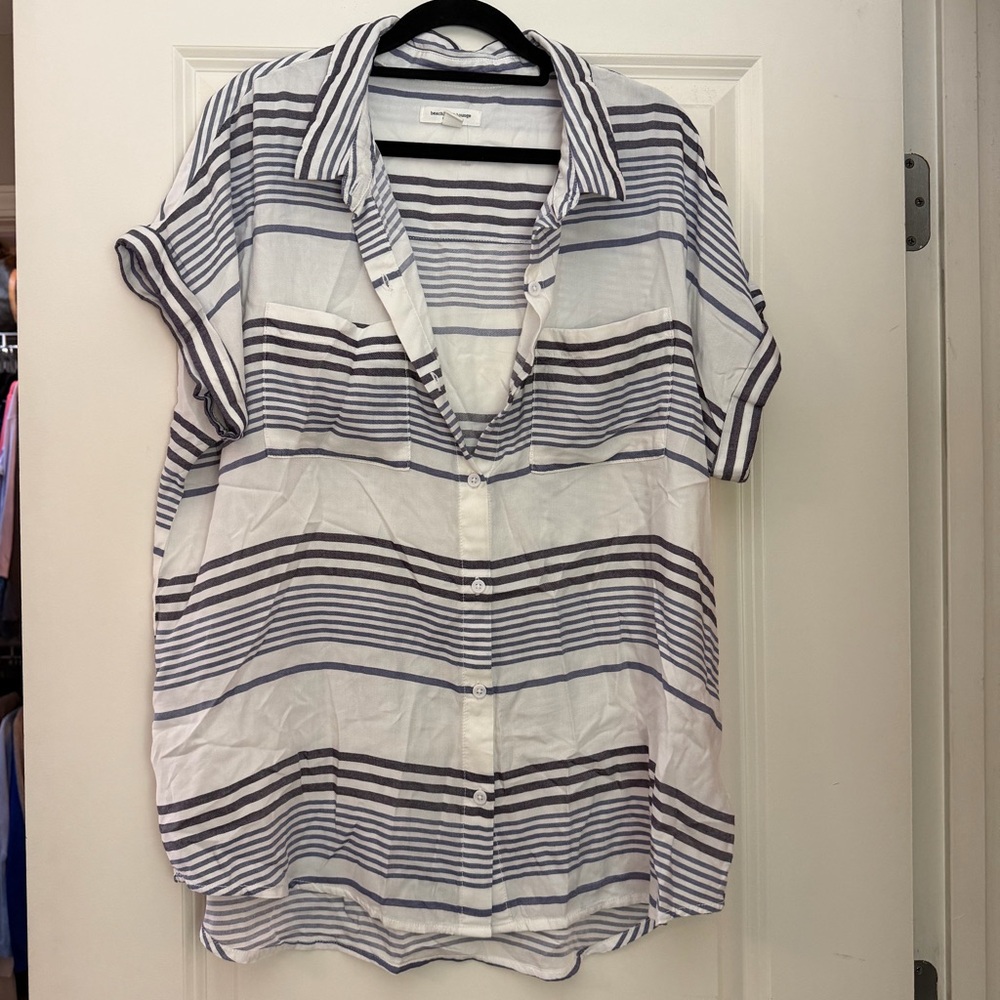 beachlunchlounge White and Navy Striped Button-Down Shirt